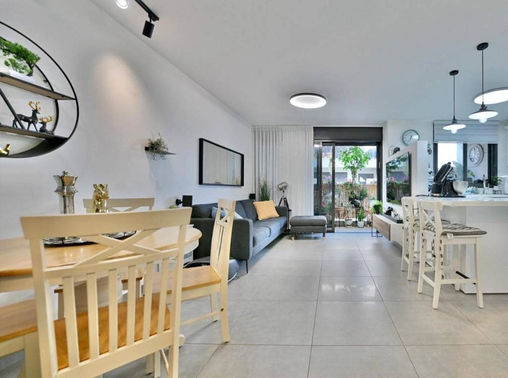 הכרמל 85, כפר סבא