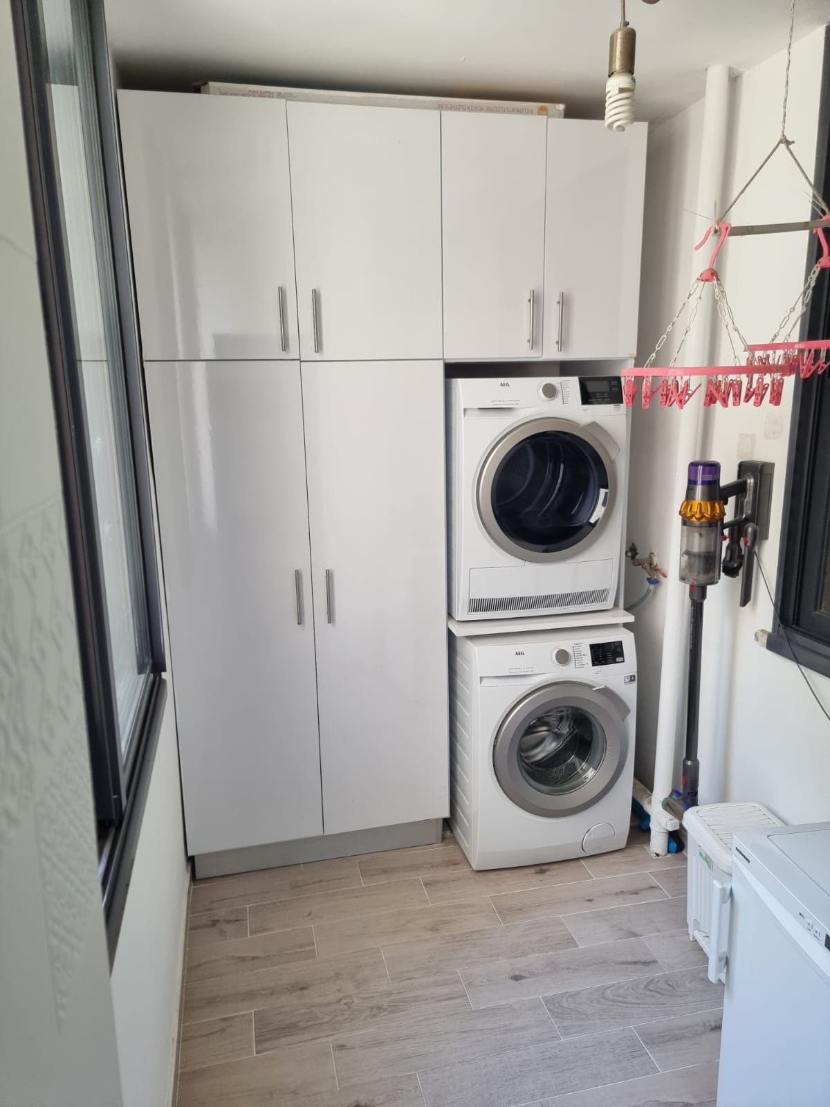 90b849a4-e1fd-4f14-9535-3a3f55cdbfb8